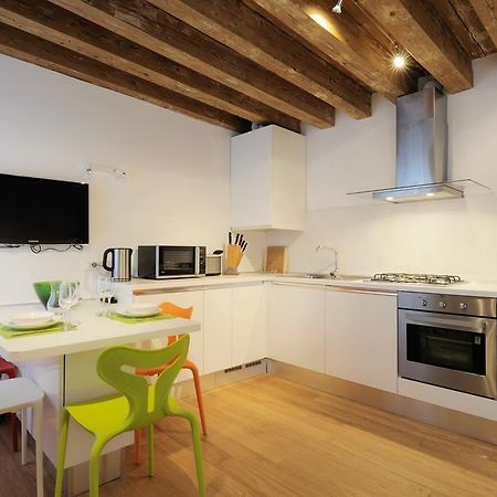 The Lion'S House Apt1 Veneza Quarto foto