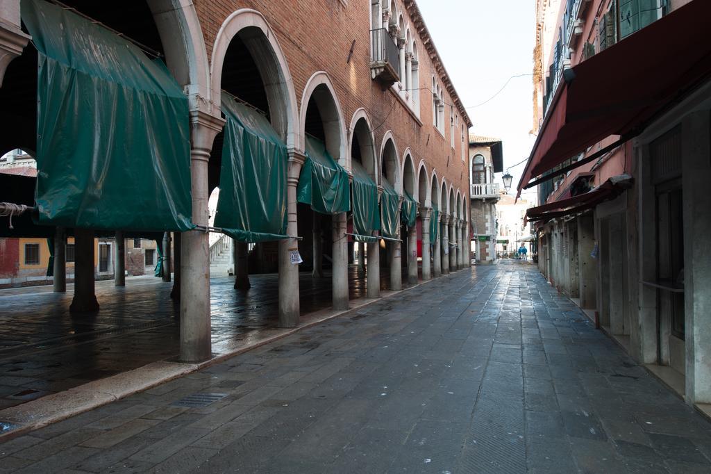 The Lion'S House Apt1 Veneza Quarto foto