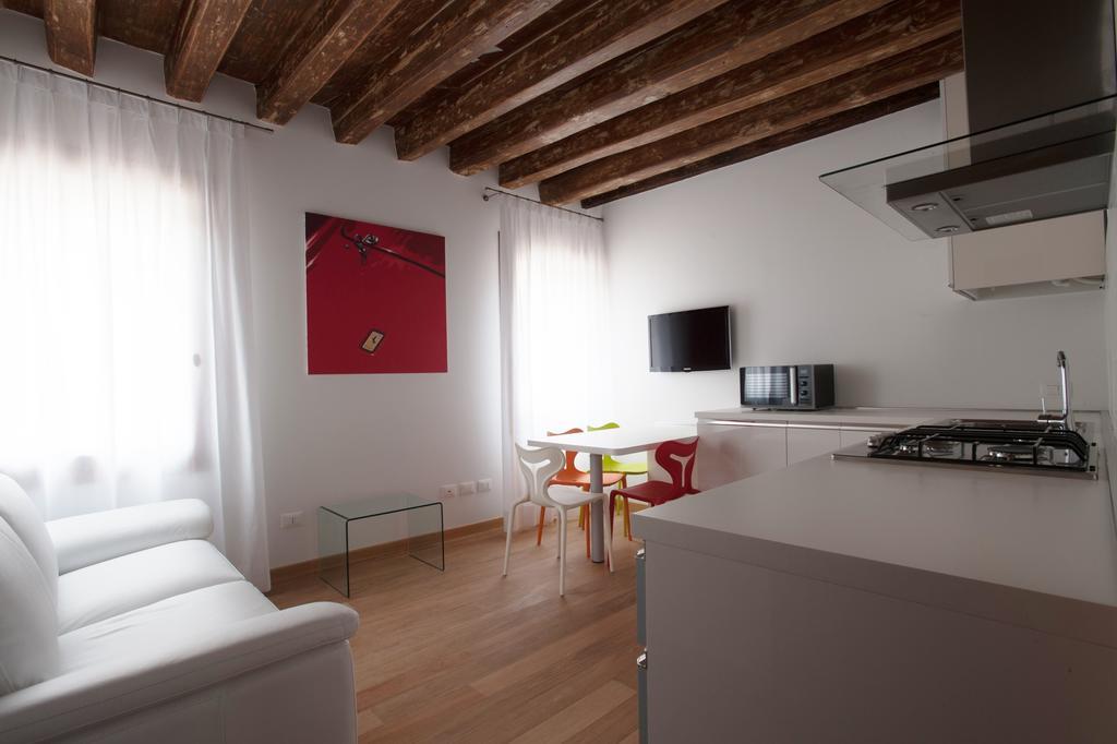 The Lion'S House Apt1 Veneza Quarto foto