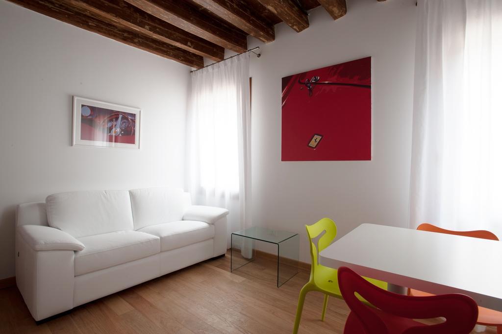The Lion'S House Apt1 Veneza Quarto foto